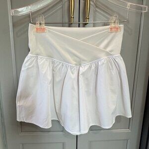 OFFLINE by Aerie Layered Shorts in White, Size M.